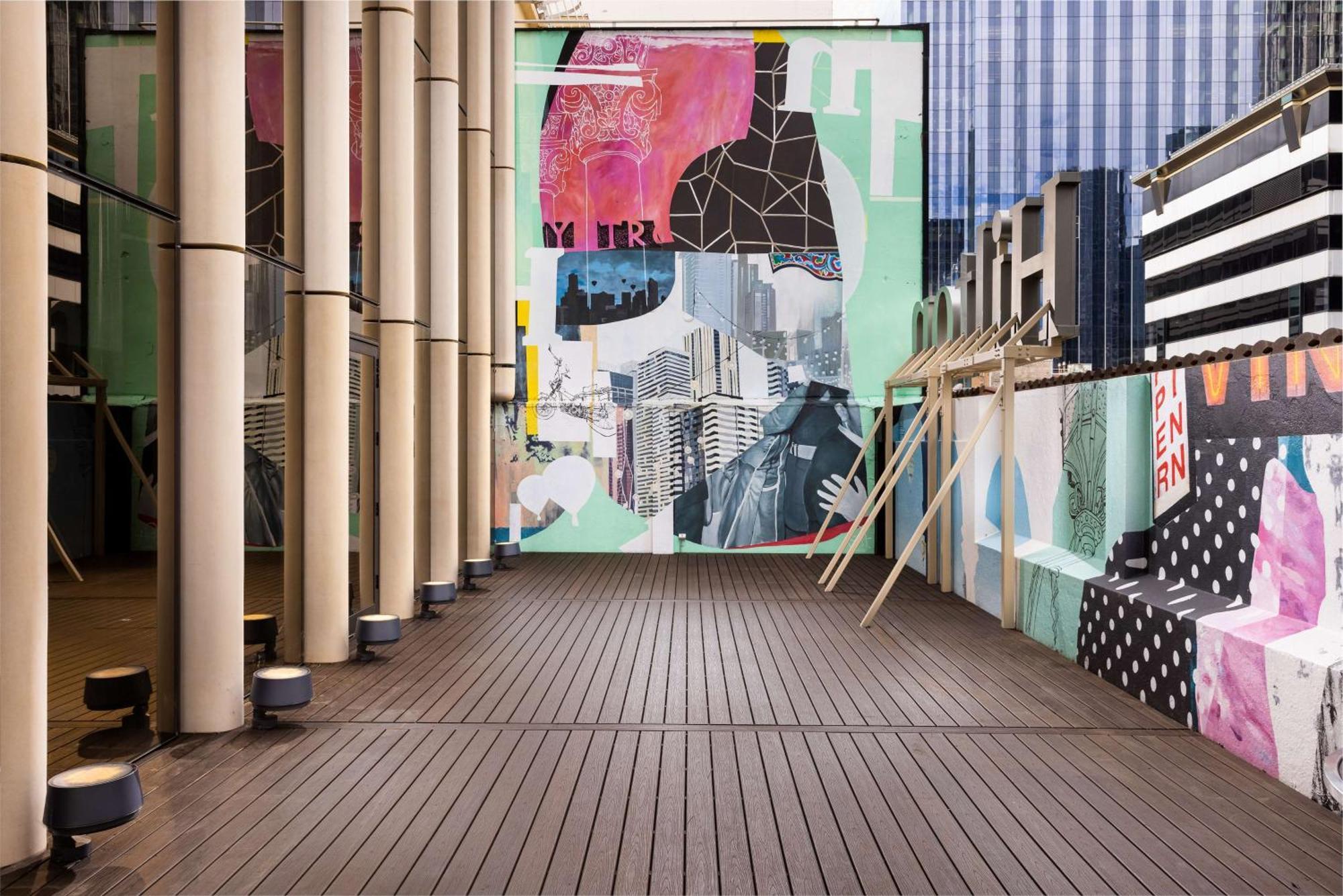 Hilton Melbourne Little Queen Street Exterior photo The interior of the gallery